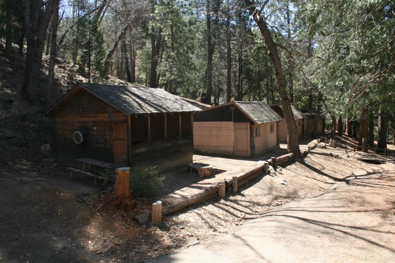 Lawler Alpine Cabins Exterior and Grounds (Another View)