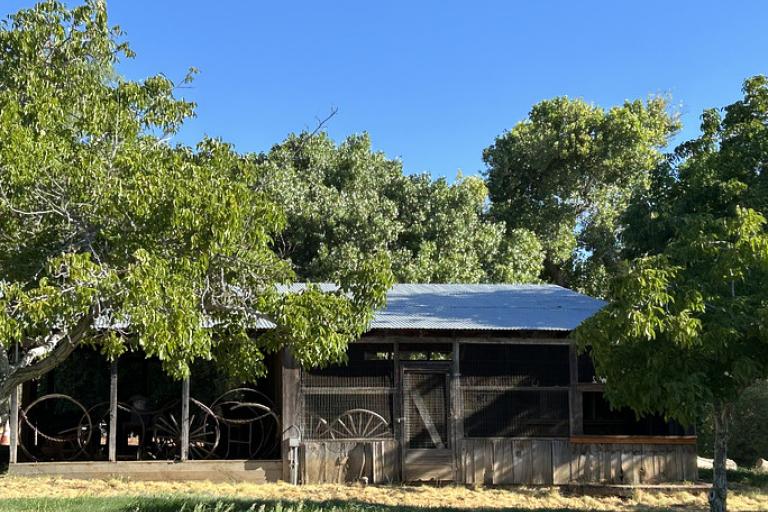 barn